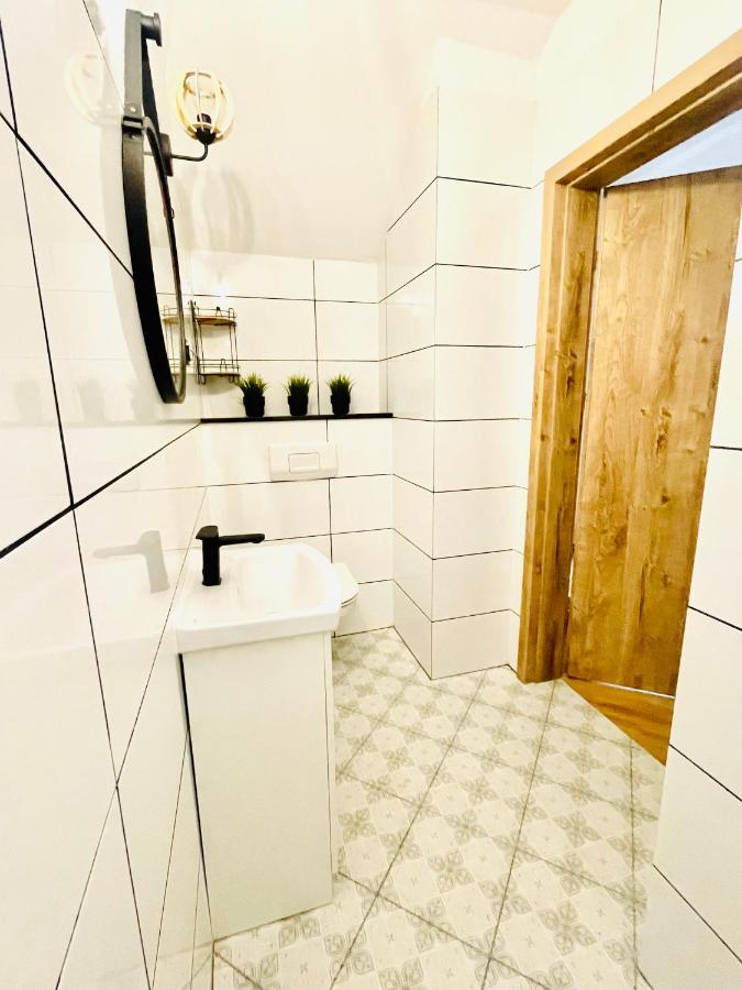 Gorska Cisza - Duzy, Komfortowy, Wyjatkowy Apartament Stronie Slaskie Bagian luar foto
