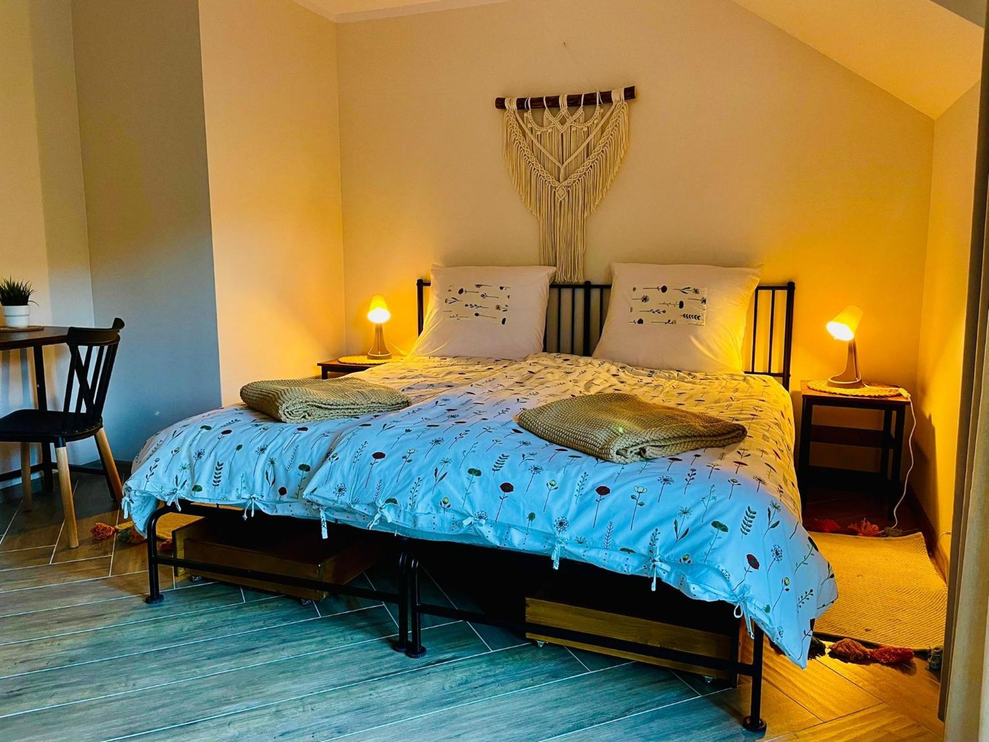 Gorska Cisza - Duzy, Komfortowy, Wyjatkowy Apartament Stronie Slaskie Bagian luar foto
